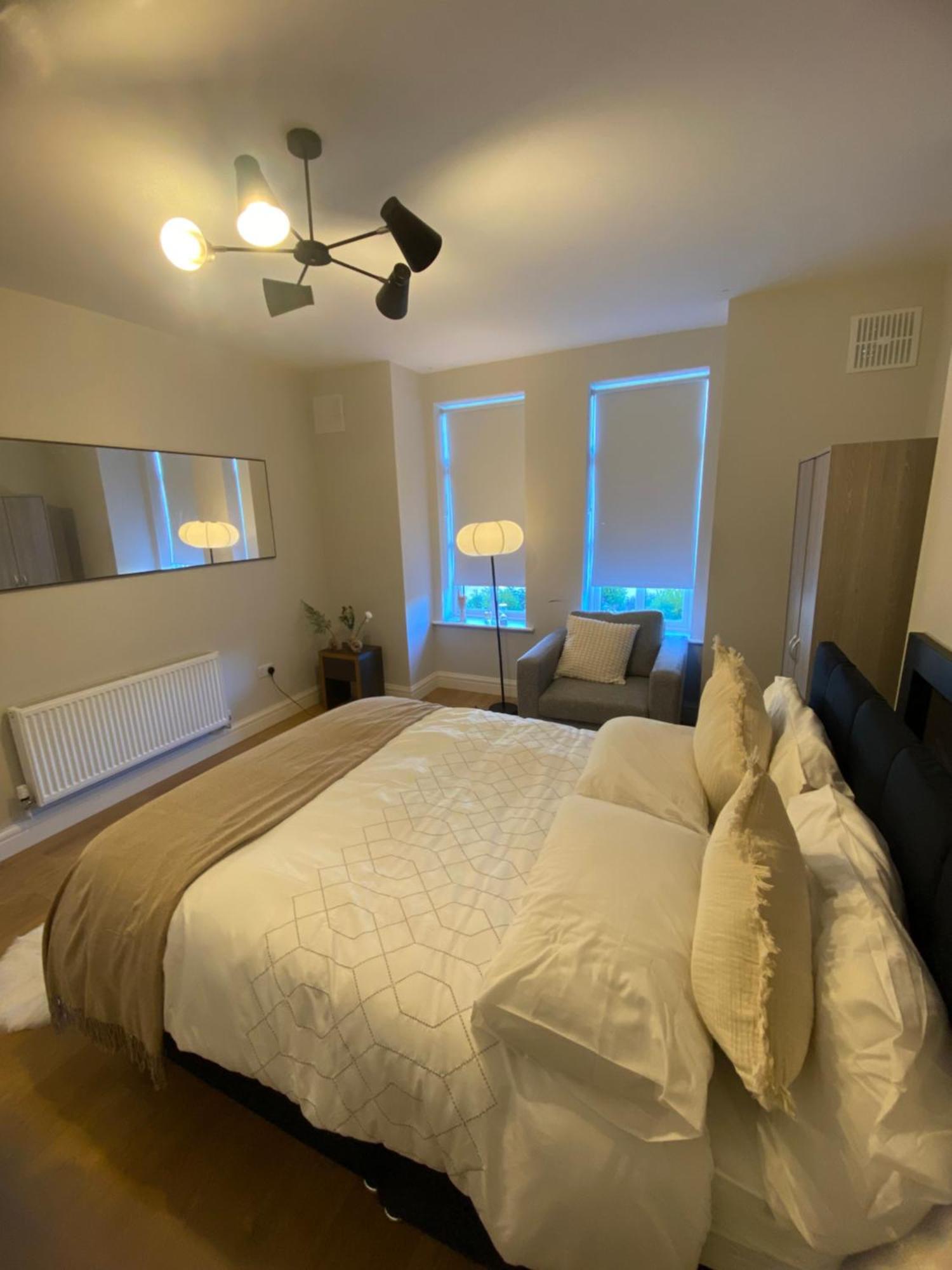 Extra Large Room In New House At Citywest Dublino Esterno foto